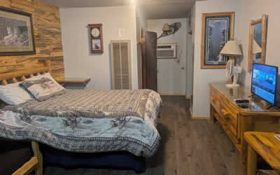Standard Queen Rooms